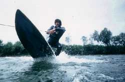 Riversurfing-Slalom in der Alz